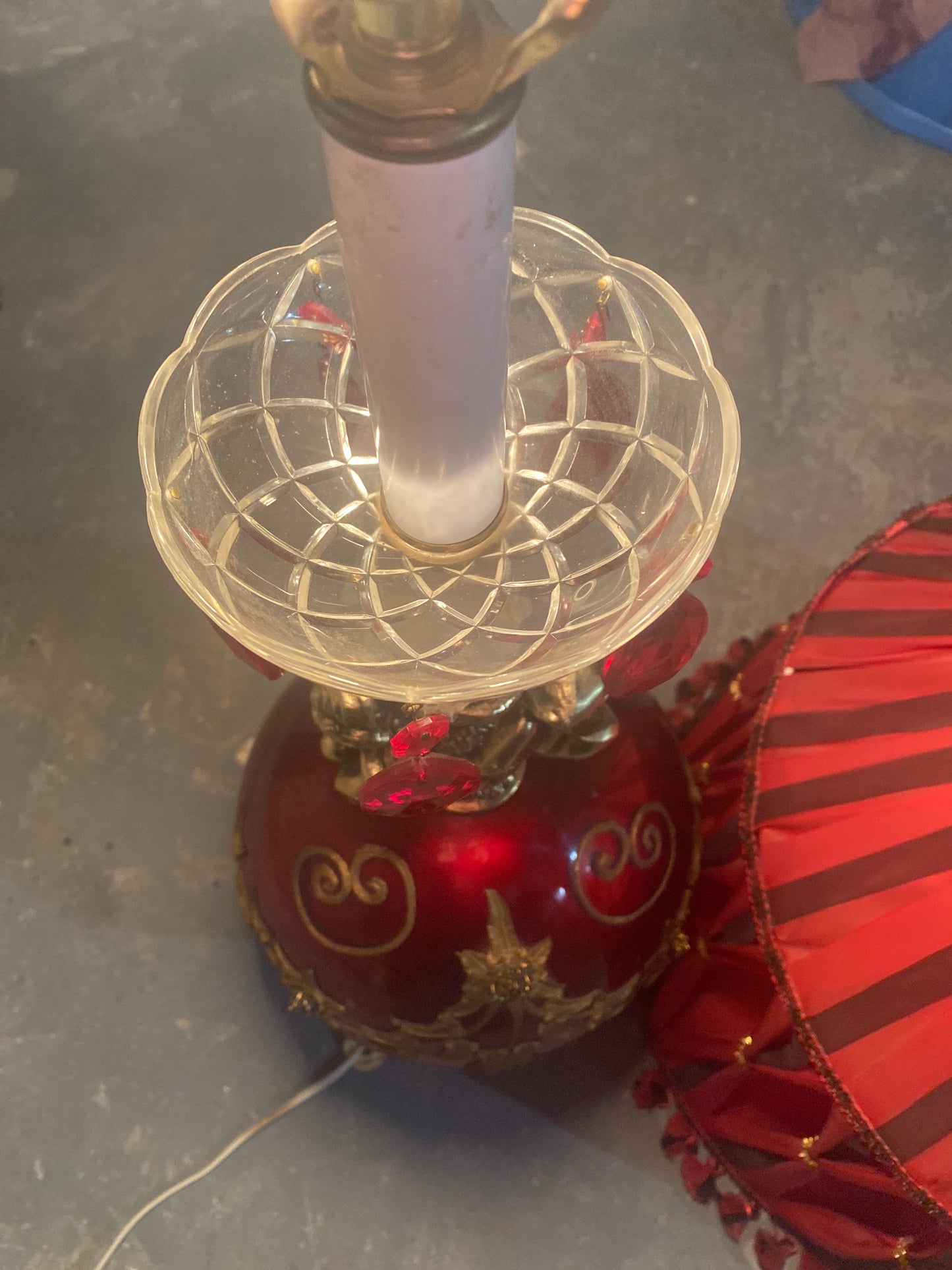 Vintage Red Hollywood Regency Lamp